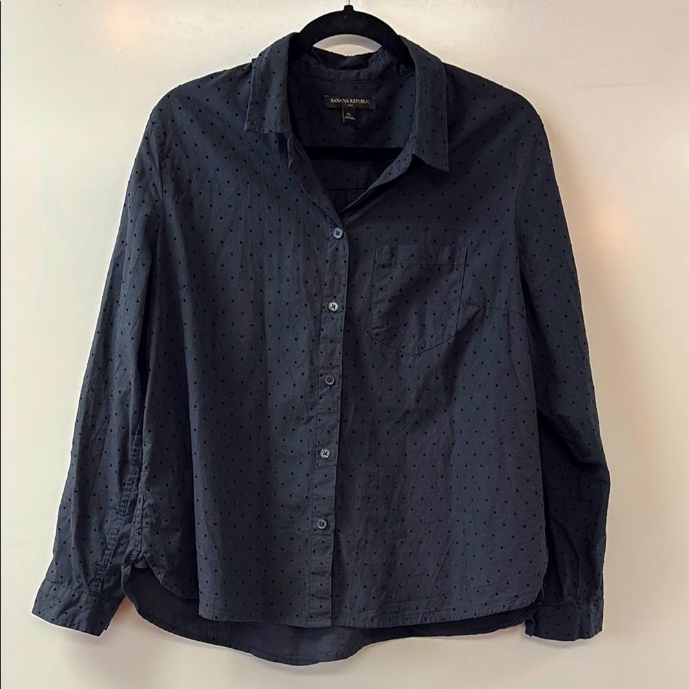 Banana Republic, 100% cotton, button up blouse.